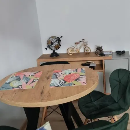 Luxloft Z Garazem Apartment *
